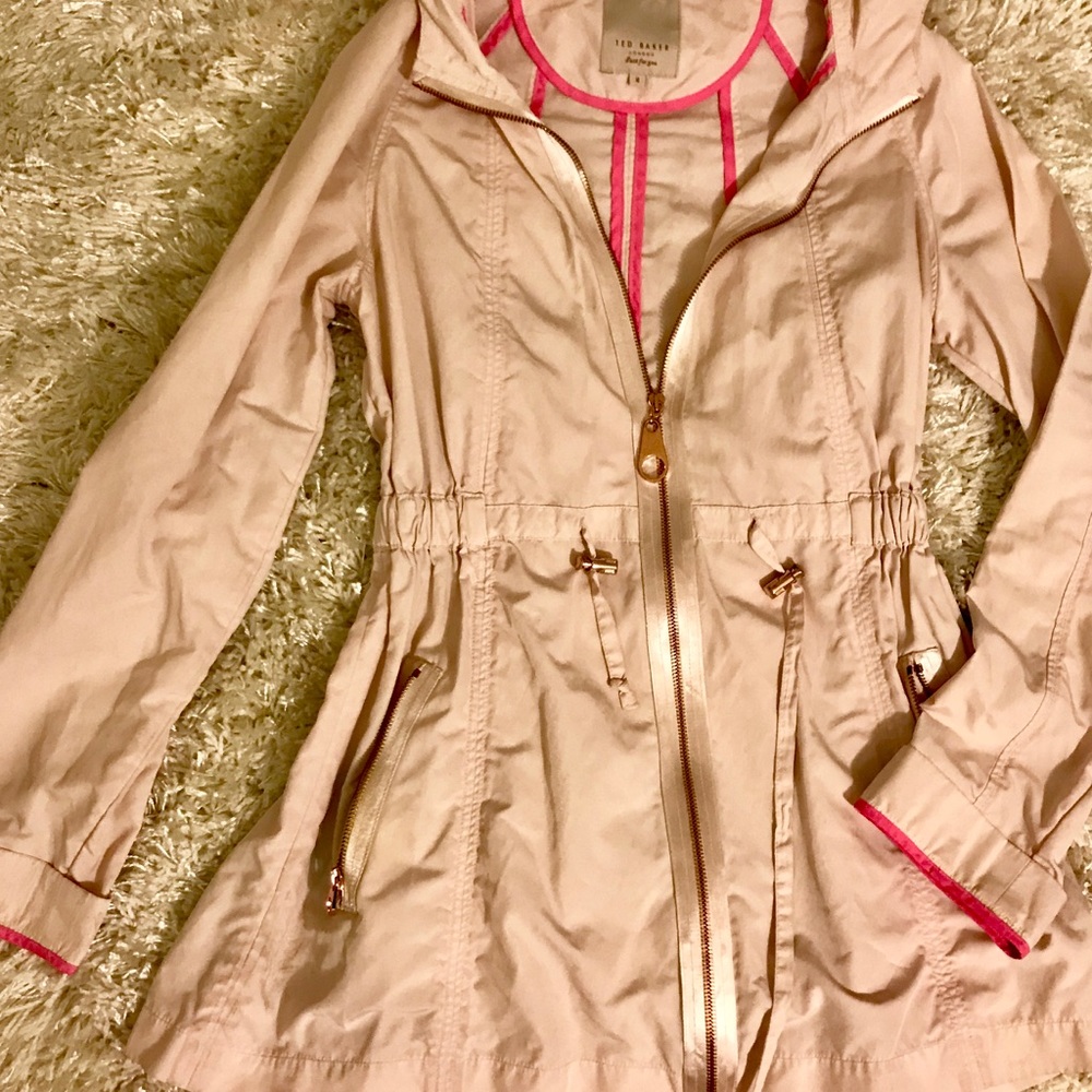 Ted Baker Light Weight Rain Jacket !!